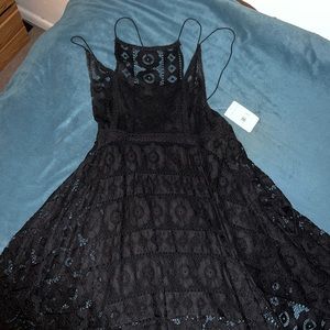 $128 FREE PEOPLE size 8 JUST LIKE HONEY LACE ASYMMETRICAL HEM DRESS BLACK